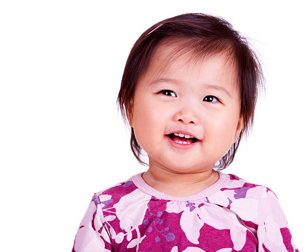 linda sonriente bebé aislado en blanco asiático - studio shot mouth open horizontal head and shoulders fotografías e imágenes de stock