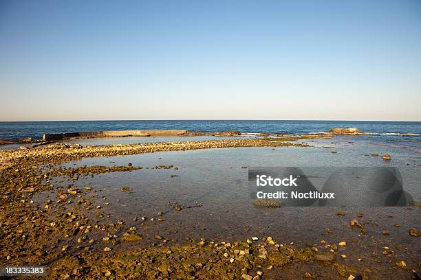 Trypolis Shore W Pobliżu Portu Libia - zdjęcia stockowe i więcej obrazów Plaża - Plaża, Trypolis - Libia, Afryka Północna