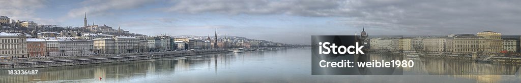 HDR Panorama der Donau in Budapest mit ungarischen Parlaments - Lizenzfrei Altstadt Stock-Foto