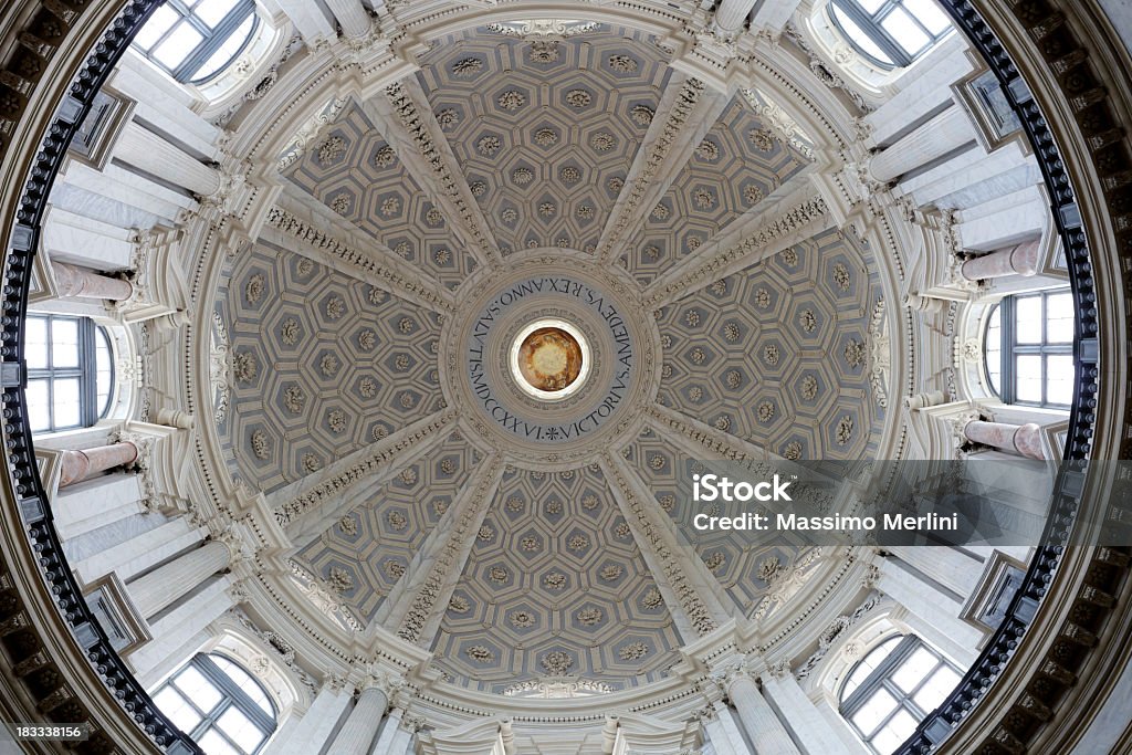 Cupola, Basilica di Superga - Foto stock royalty-free di Torino