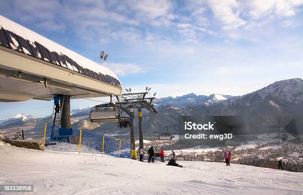 スキースロープ - ウィンタースポーツのストックフォトや画像を多数ご用意 - ウィンタースポーツ, エクストリームスポーツ, カルパティア山脈