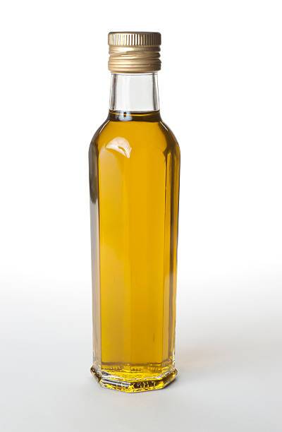 istock bottle of olive oil 183339336