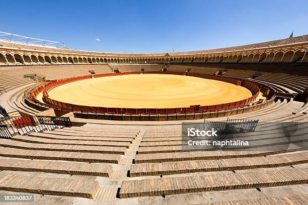 Photo libre de droit de Plaza De Toros De Séville banque d'images et plus d'images libres de droit de Andalousie - Andalousie, Antiquités, Arène de tauromachie