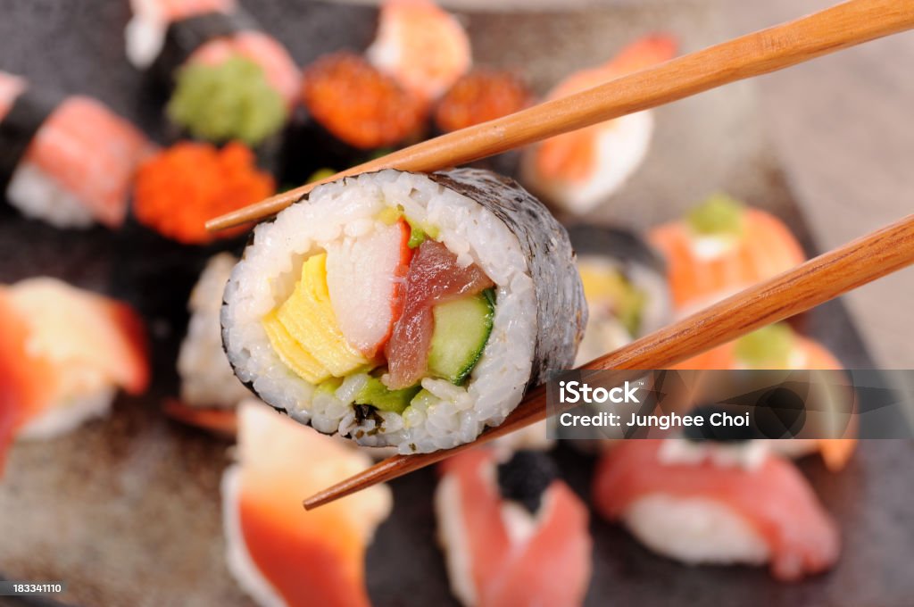 Futomaki sushi - Foto stock royalty-free di Sushi