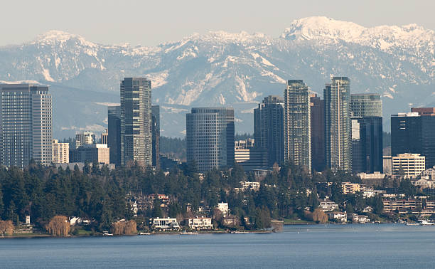 istock City and mountain range in Washington state 183342091