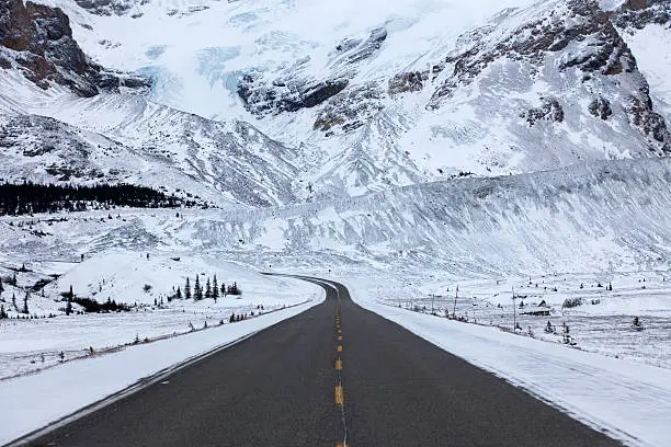 "The Icefields Parkway (Highway 93) in Jasper National Park, Alberta, Canada."