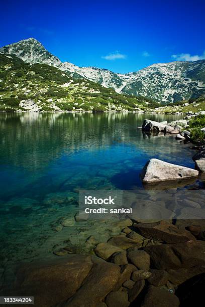 Schöner See In Pirin Berge Stockfoto und mehr Bilder von Baum - Baum, Berg, Blatt - Pflanzenbestandteile