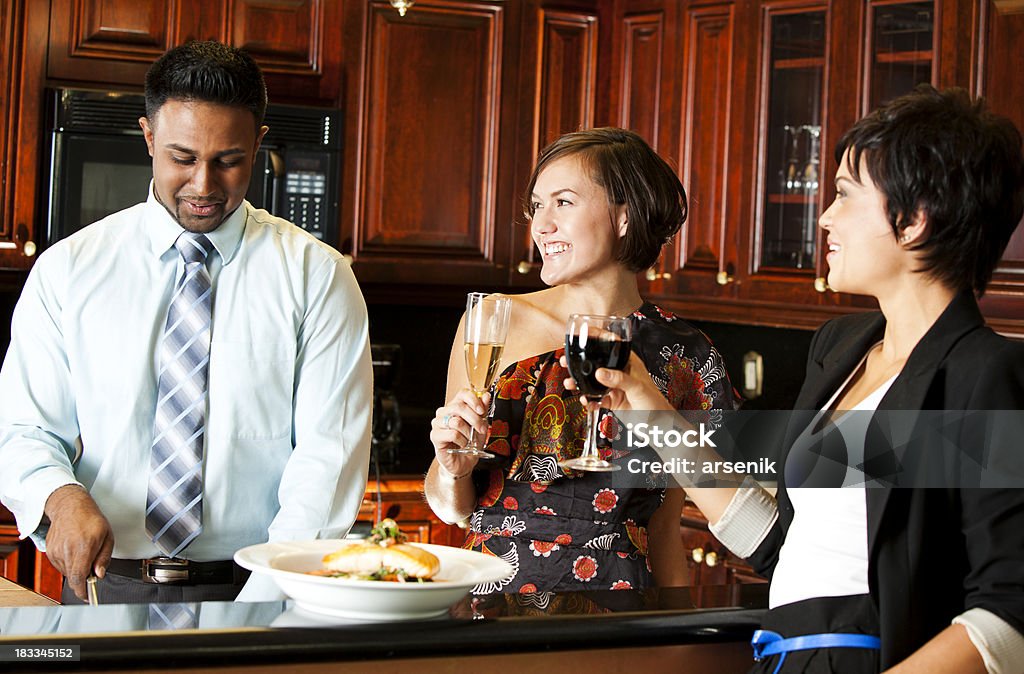 Cena de celebración - Foto de stock de Alegre libre de derechos