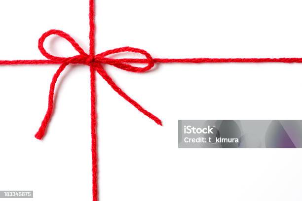 Cinta Roja Foto de stock y más banco de imágenes de Cordel - Cordel, Cinta, Navidad