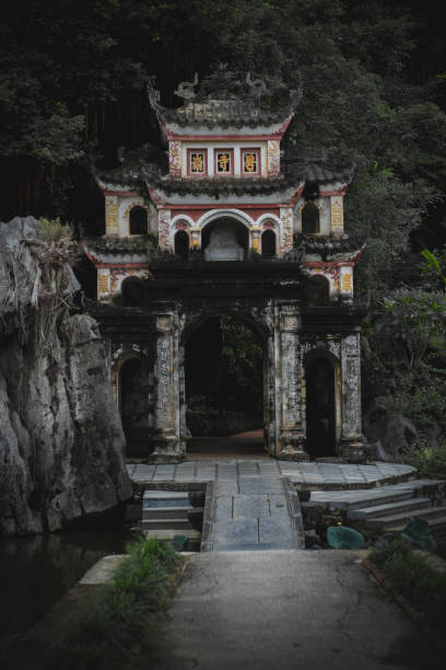 istock Vietnam Travel 1833471708