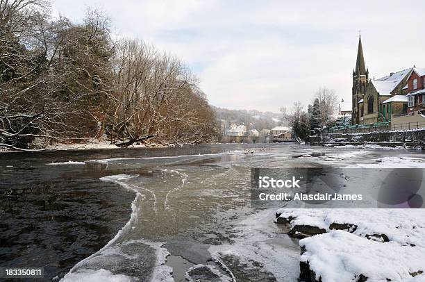 Fiume Dee E Llangollen - Fotografie stock e altre immagini di Chiesa - Chiesa, Inverno, Galles