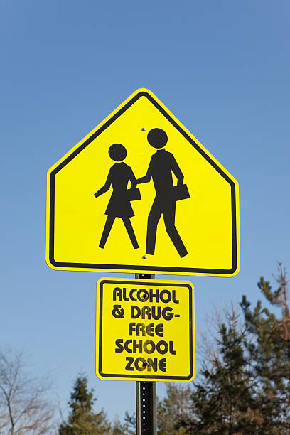 istock Drug-Free School Zone 183351916