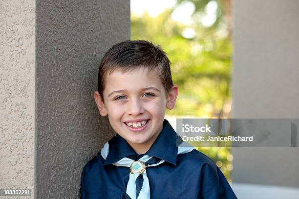 Молодой Мальчик Разведчик — стоковые фотографии и другие картинки Boy Scout - Boy Scout, Портрет, Ребёнок