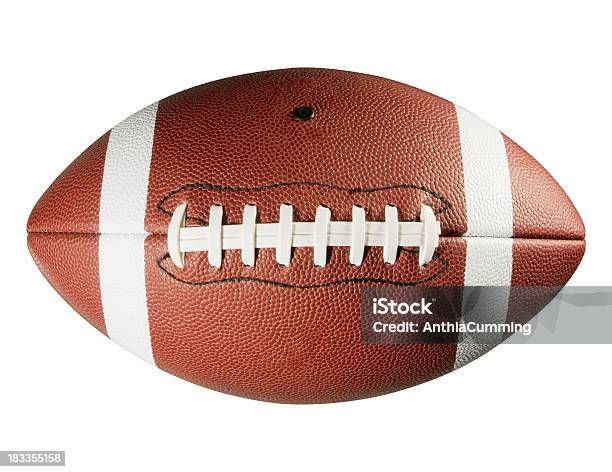 Кожа Американский Футбол На Белом Фоне — стоковые фотографии и другие картинки Американский футбол - Американский футбол, Мяч, Американский футбол - мяч