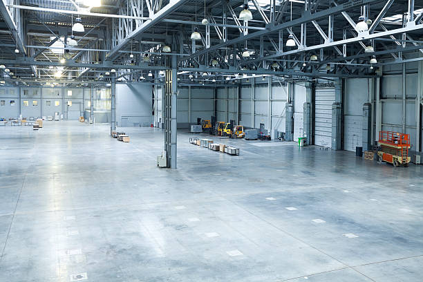 istock empty room of modern storehous 183356007