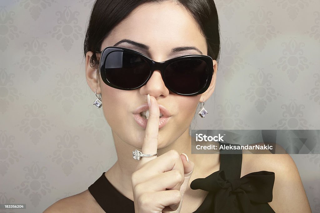 La scritta Shhh! - Foto stock royalty-free di Adulto