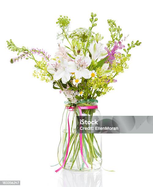 Splendido Bouquet - Fotografie stock e altre immagini di Bellezza naturale - Bellezza naturale, Bouquet, Composizione di fiori