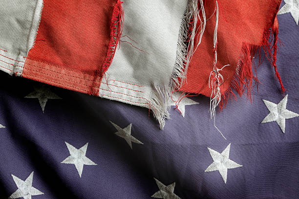 zerschlissene us-flagge - frayed stock-fotos und bilder