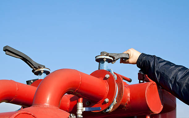 fechar ou abrir a válvula - liquid petroleum gas imagens e fotografias de stock