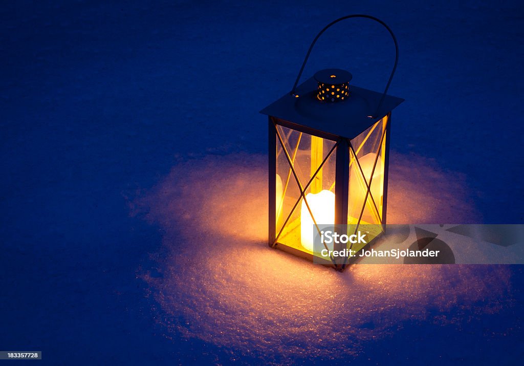 Light в ночь - Стоковые фото Фонарь роялти-фри