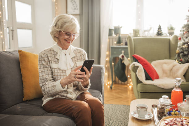 istock Christmas at nursing home 1833577595
