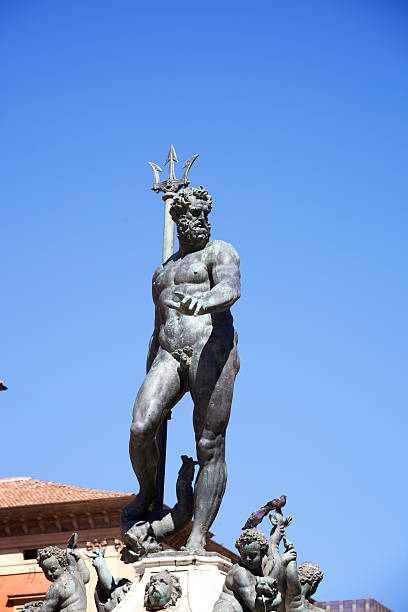 넵투누스 분수 in bologna - neptune naked statue art 뉴스 사진 이미지