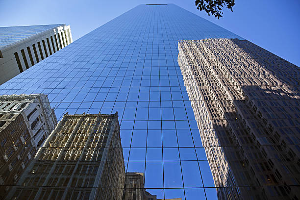 istock Philadelphia # 28 XXXL 183359094