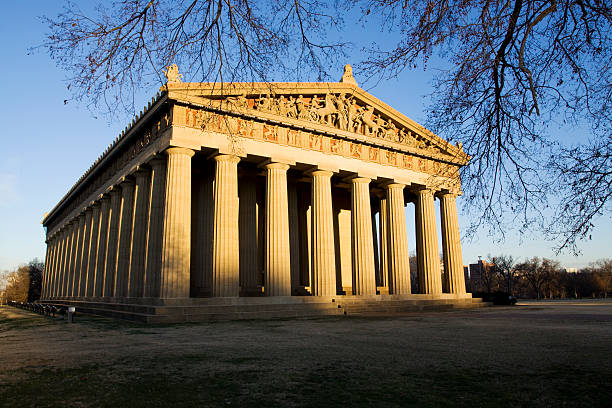 istock The Parthenon in Nashville 183359296