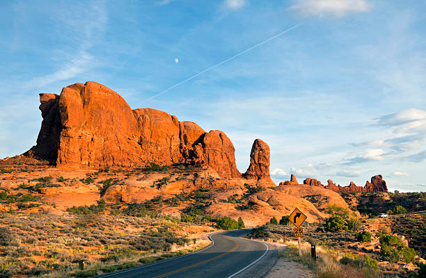 istock Road through Arches National Park at sunset 183360156