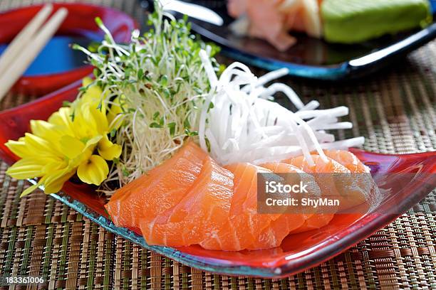 Sashimi Fresco - Fotografie stock e altre immagini di Alimentazione sana - Alimentazione sana, Cibi e bevande, Cibo