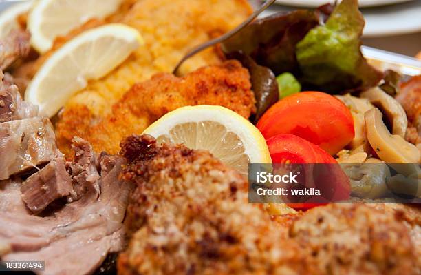 Cotoletta Impanata - Fotografie stock e altre immagini di Cotoletta impanata - Cotoletta impanata, Limone, Alimentazione non salutare