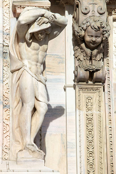 istock Duomo Of Milan 183362201