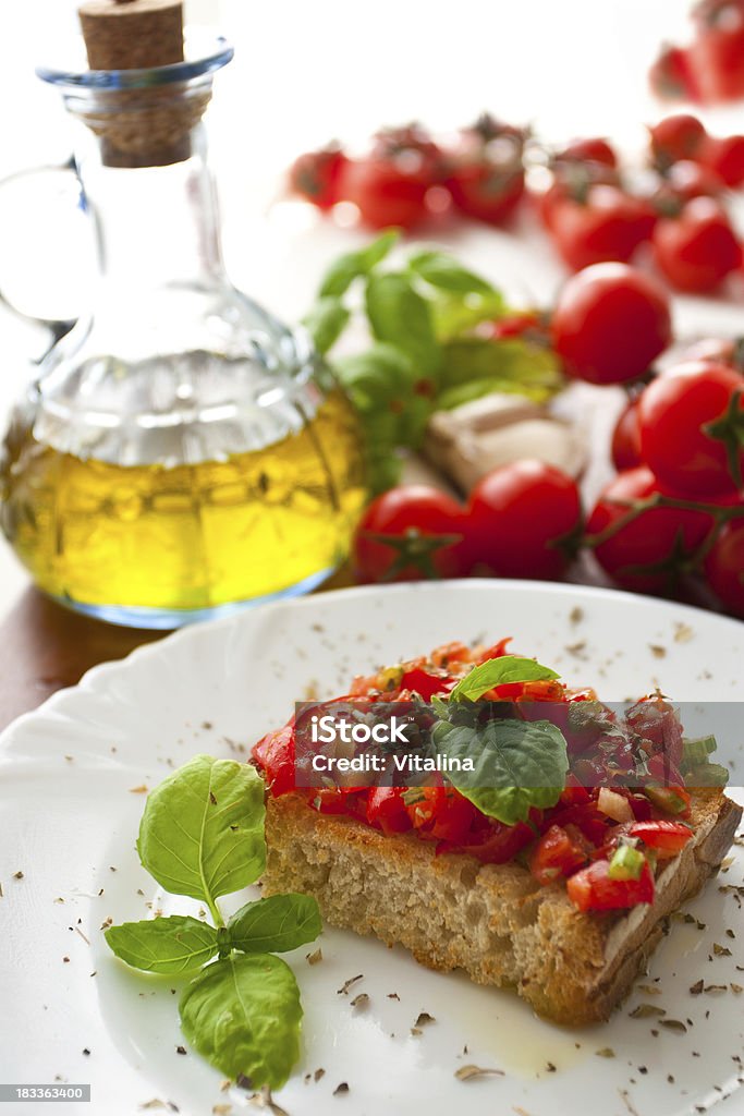 Bruschetta. - Foto de stock de Fuente para servir comida libre de derechos