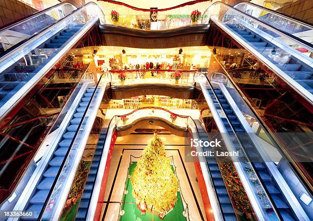 Shopping Centro - Fotografias de stock e mais imagens de Natal - Natal, Centro Comercial, Elevador