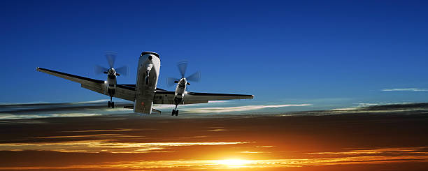 istock XL propeller airplane landing 183364403