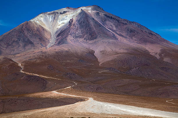 istock Active Volcano Ollague, Bolivia 183365293