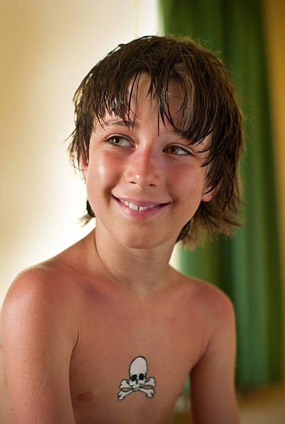 istock Watching TV on summer vacation 183365423