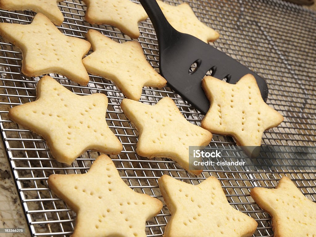 Cookies em formato de estrela - Foto de stock de Assar royalty-free