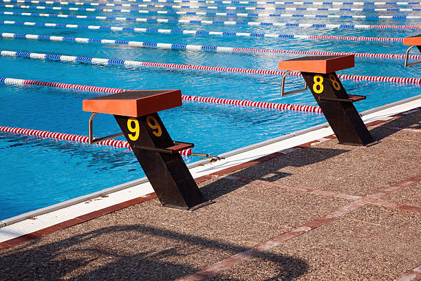 istock Swimming pool with lane markers 183367693