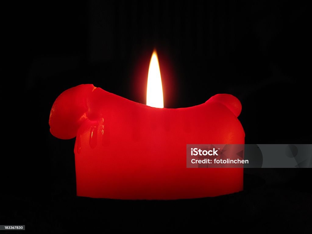 Rote Kerzen bei Nacht - Lizenzfrei Brennen Stock-Foto