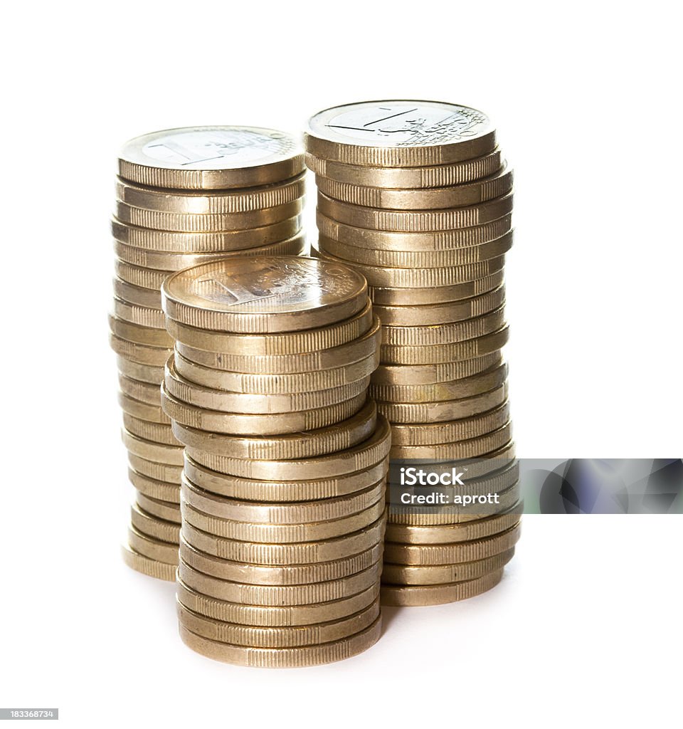 Tre Mucchi di monete in Euro - Foto stock royalty-free di Catasta