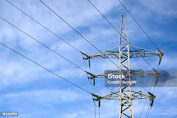 Pylon - Fotografias de stock e mais imagens de Alto - Descrição Física - Alto - Descrição Física, Arame, Armação de Construção