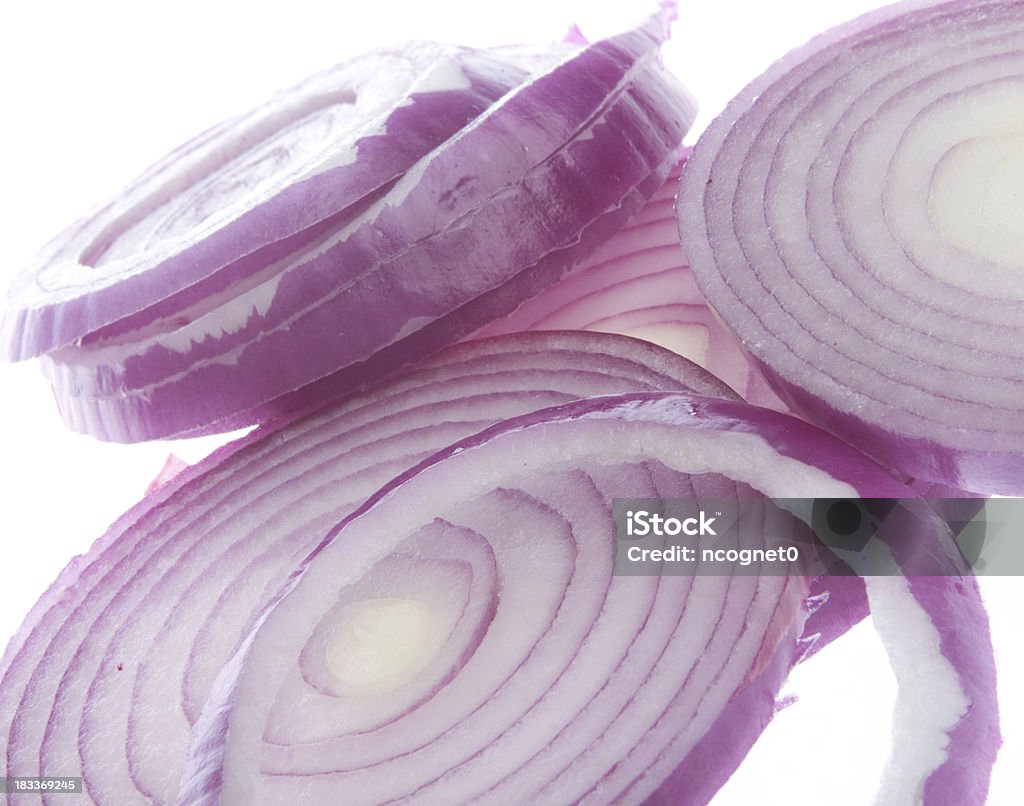 Cebola roxa fatiada - Foto de stock de Alimentação Saudável royalty-free