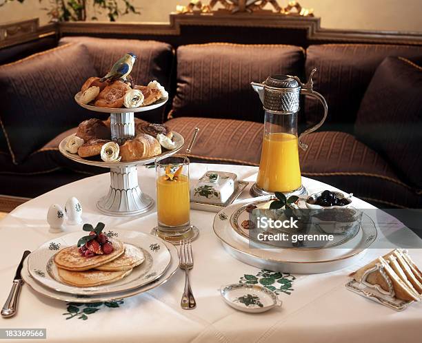 Perfeito Pequenoalmoço No Restaurante De Francês - Fotografias de stock e mais imagens de Azeitona Preta - Azeitona Preta, Bebida, Comida e Bebida