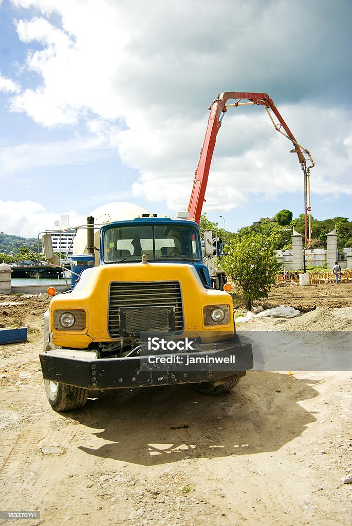 Camião pesados no local de Construção - Royalty-free Ampliação da Casa Foto de stock
