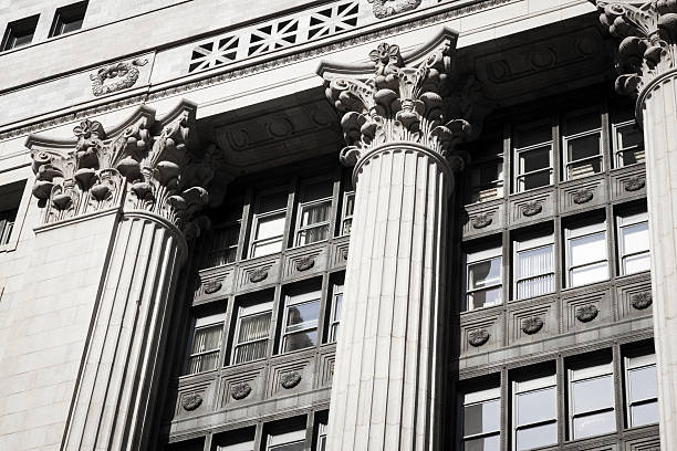 istock Building Pillars and Columns Architecture on Chicago's City Hall 183370901