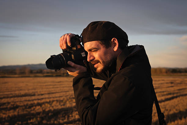 istock Photographing the sunrise 183371604