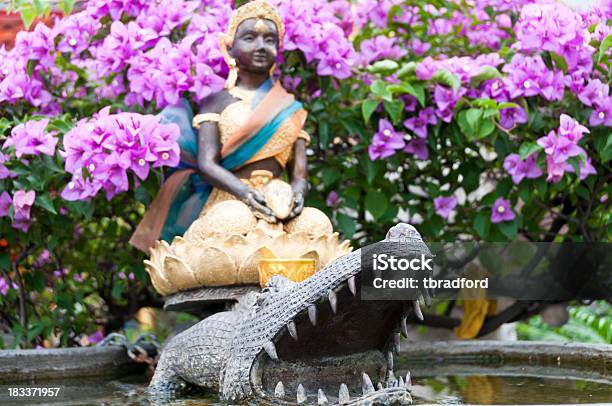 Буддийский Статуя — стоковые фотографии и другие картинки Азия - Азия, Бангкок, Без людей