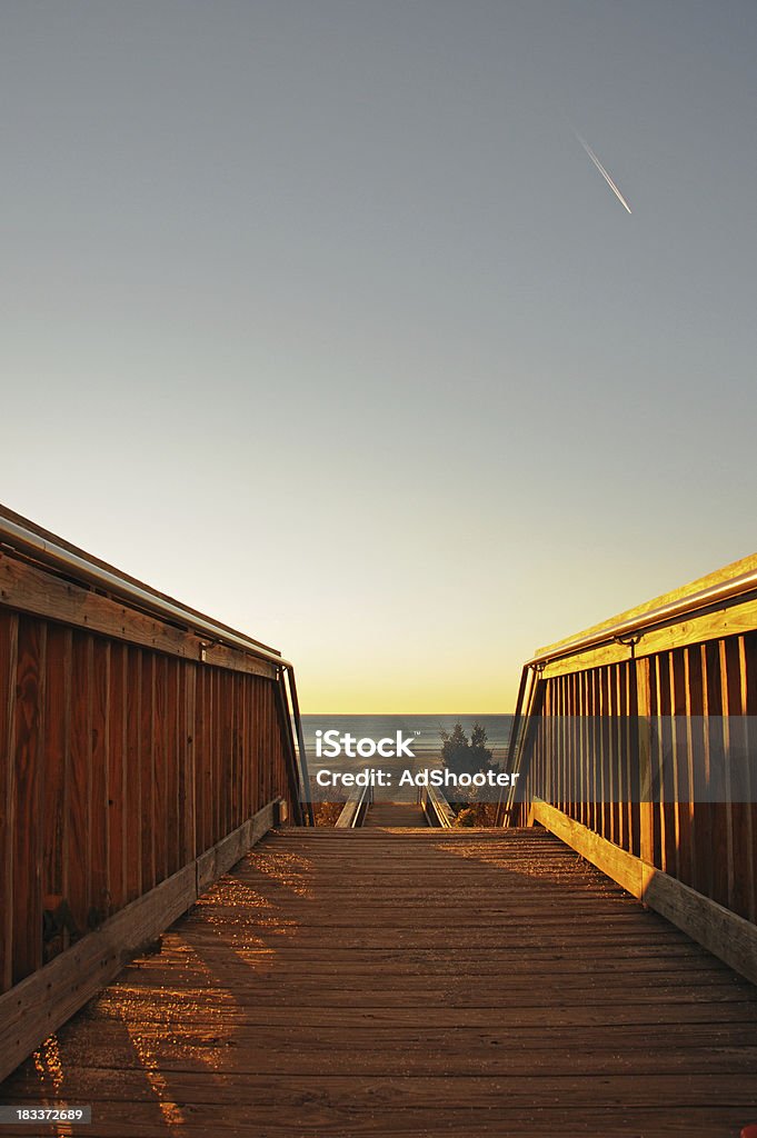 Passerella in spiaggia - Foto stock royalty-free di Molo