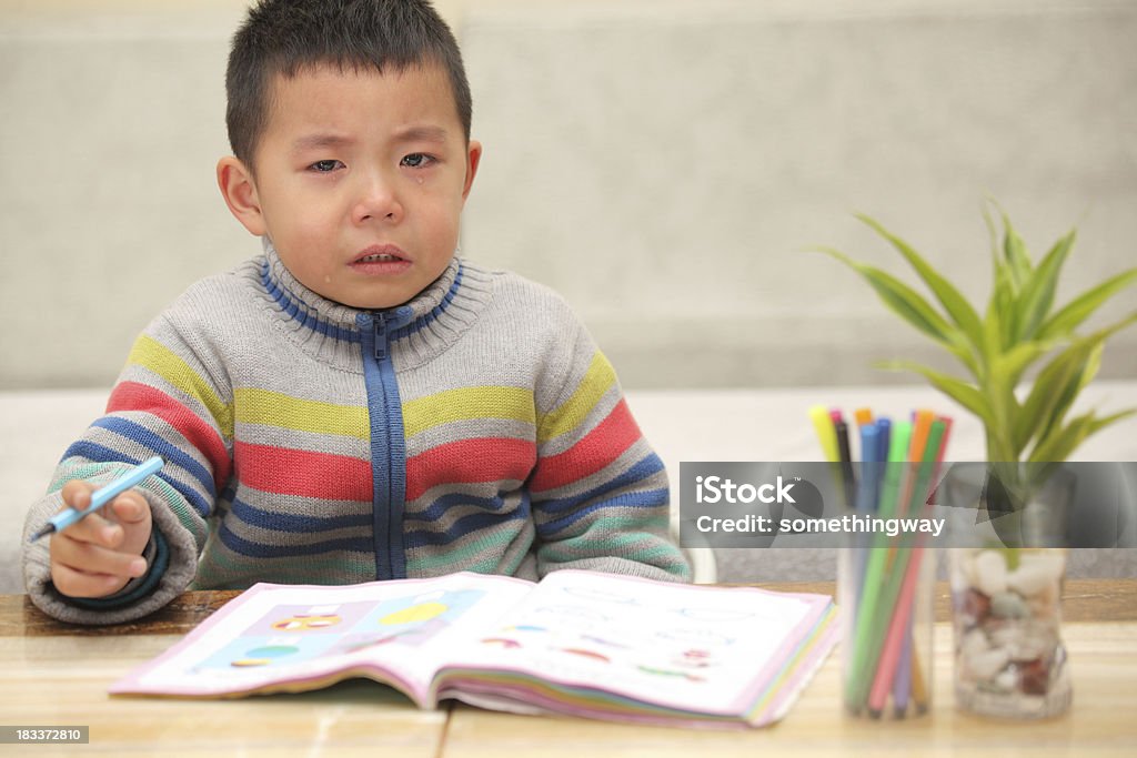 Niños con dificultades de aprendizaje - Foto de stock de 4-5 años libre de derechos